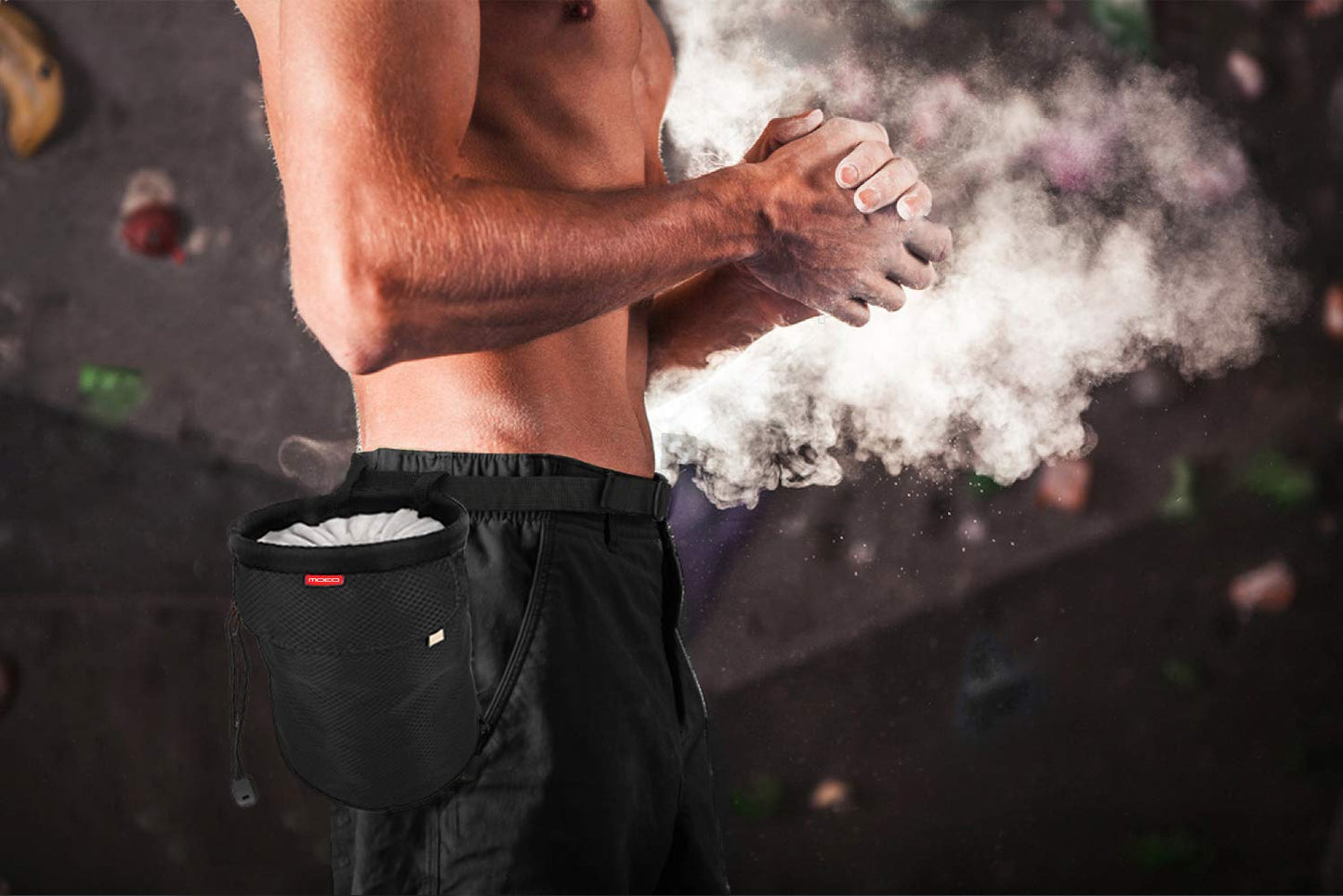 MoKo Chalk Bag, Drawstring Rock Climbing Bag Bouldering Chalk Pot Bucket with Adjustable Belt & Zippered Pockets and Carabiner for Rock Climbing Weight Lifting Gymnastics Crossfit - Black