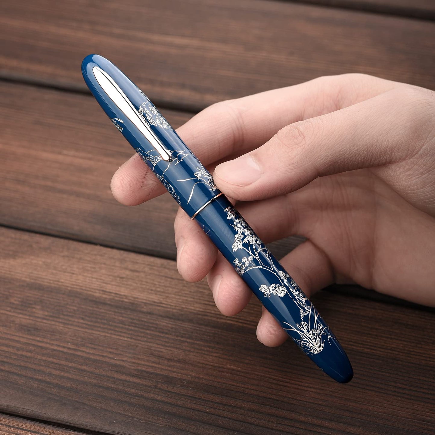 Hongdian N23 Blue Rabbit Fountain Pen, Long Blade Medium Nib Silver Trim, New Year Lucky Rabbit Carving Design, Smooth Writing Pen with Converter and Metal Pen Box Set