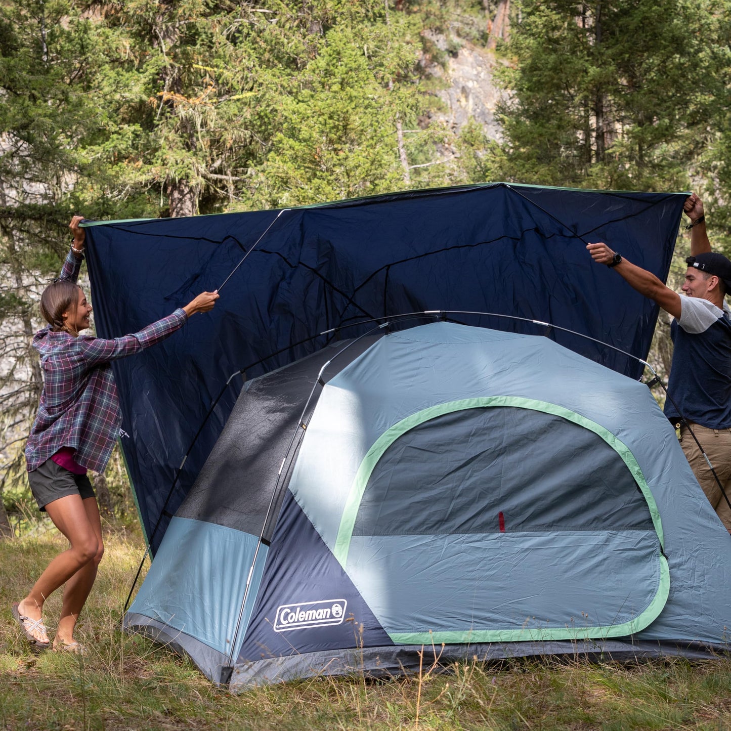Coleman Skydome Camping Tent with 5 Minute Setup, 2/4/6/8 Person Weatherproof Tent with Rainfly & Carry Bag, 20% More Headroom Than Traditional Canopies